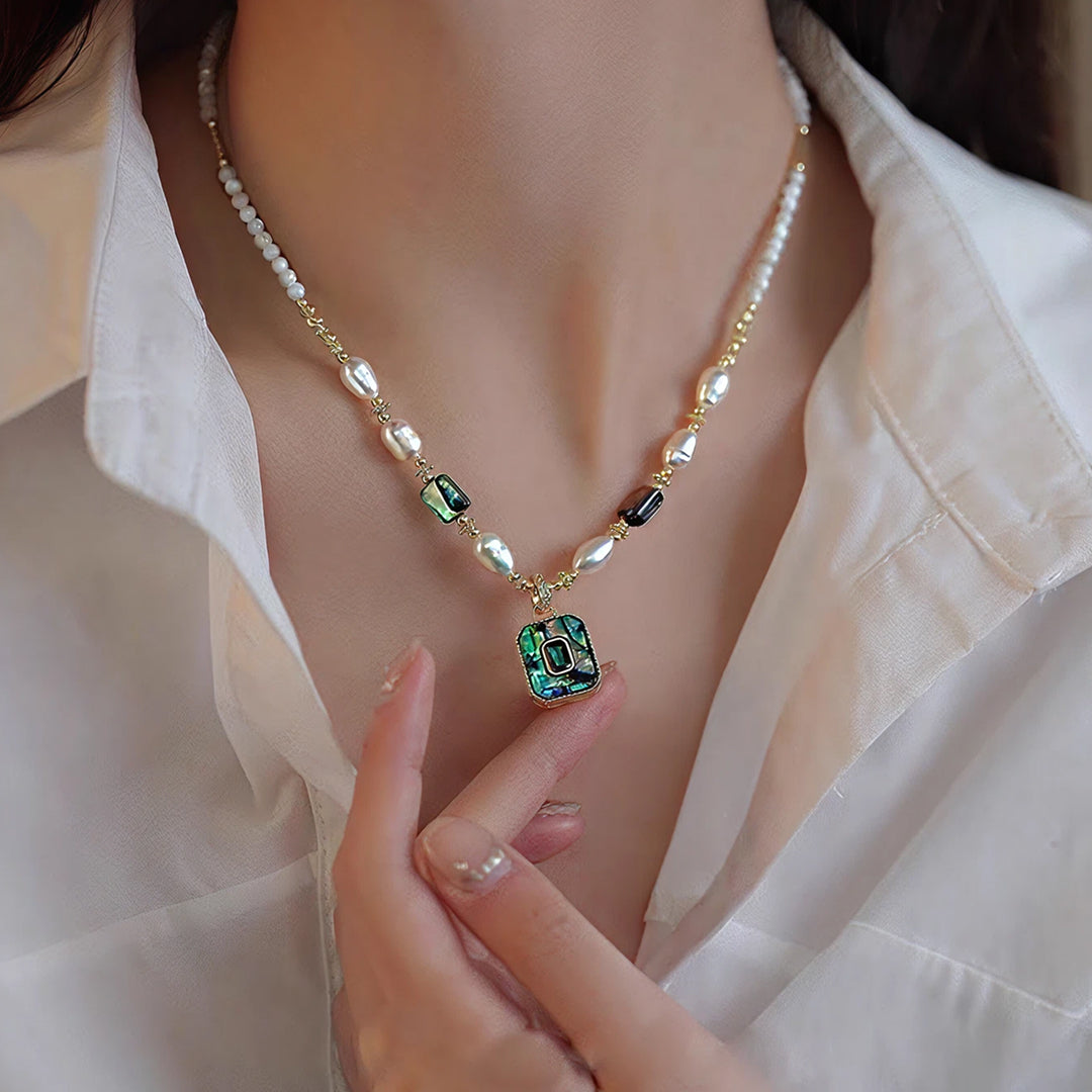 Kai no Hōseki Necklace
