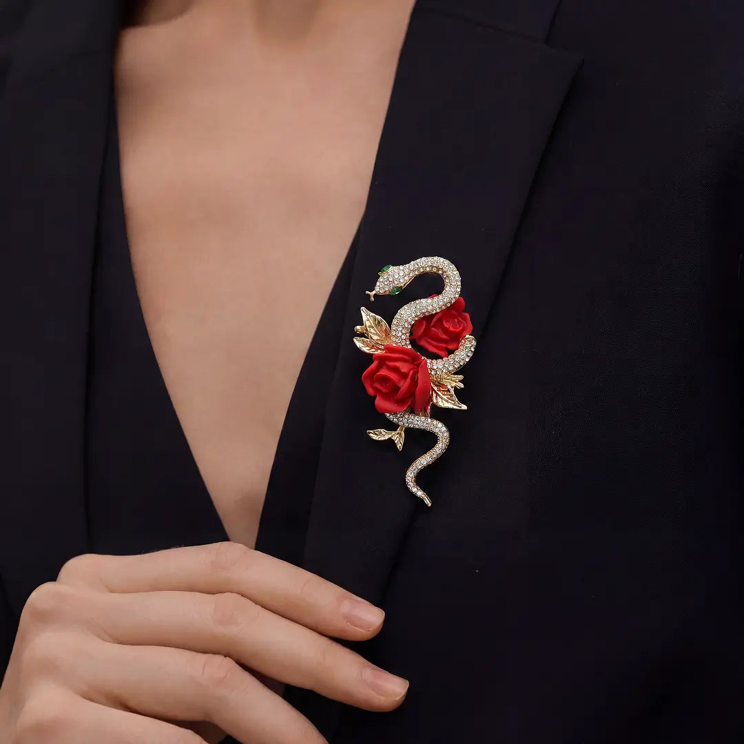 Hebi no Chigiri Brooch