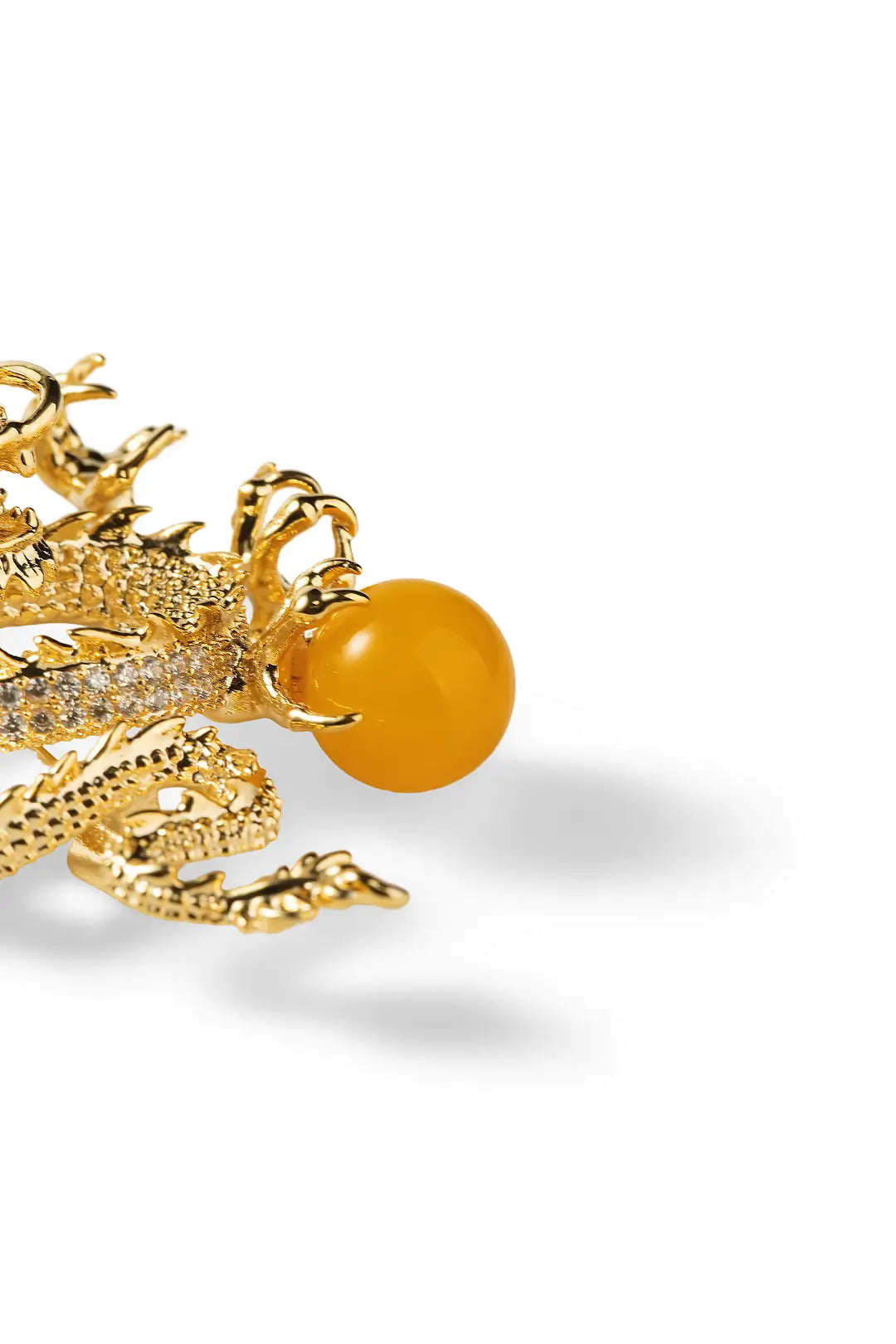 Ryūkō Brooch