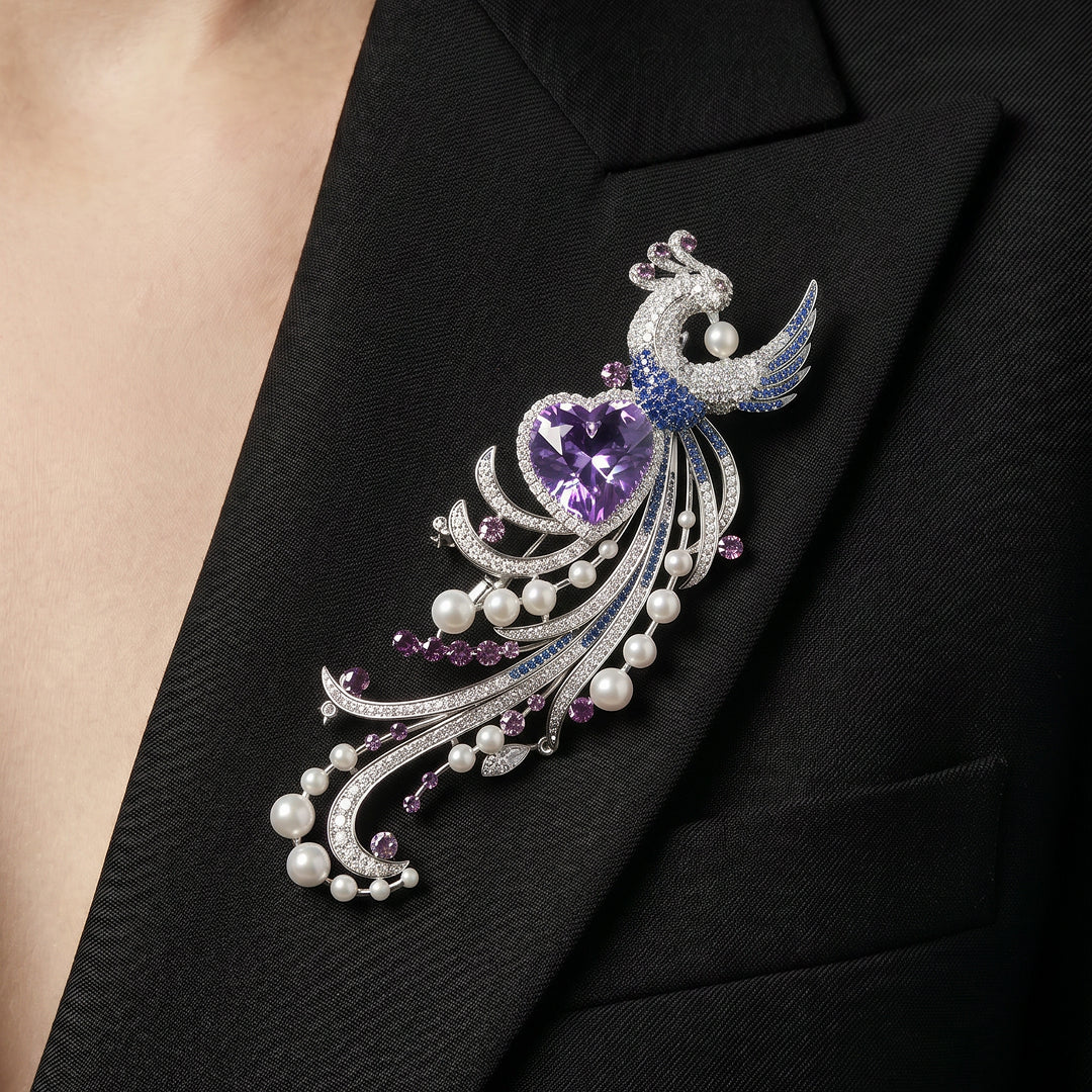 Kujaku no Shingetsu Brooch
