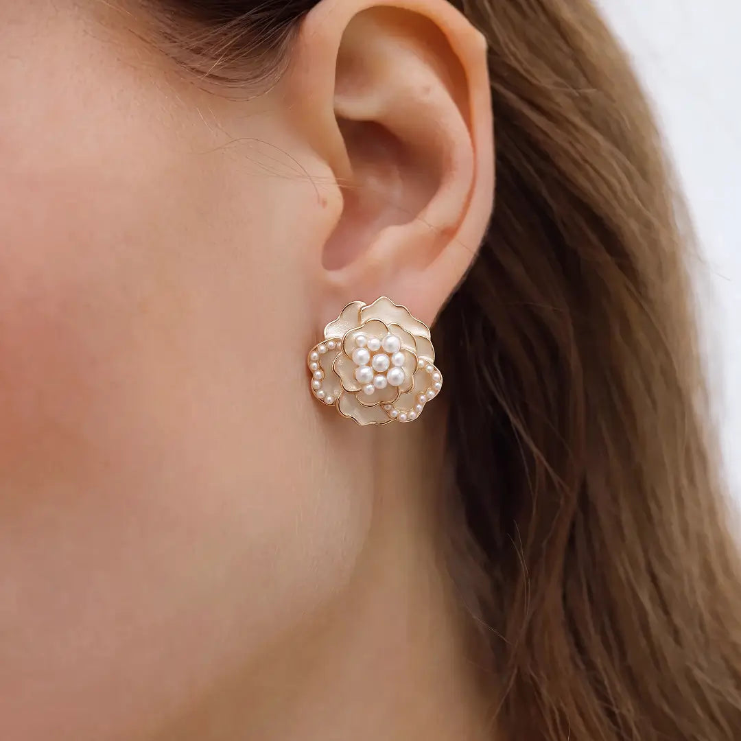 Hanakage Earrings