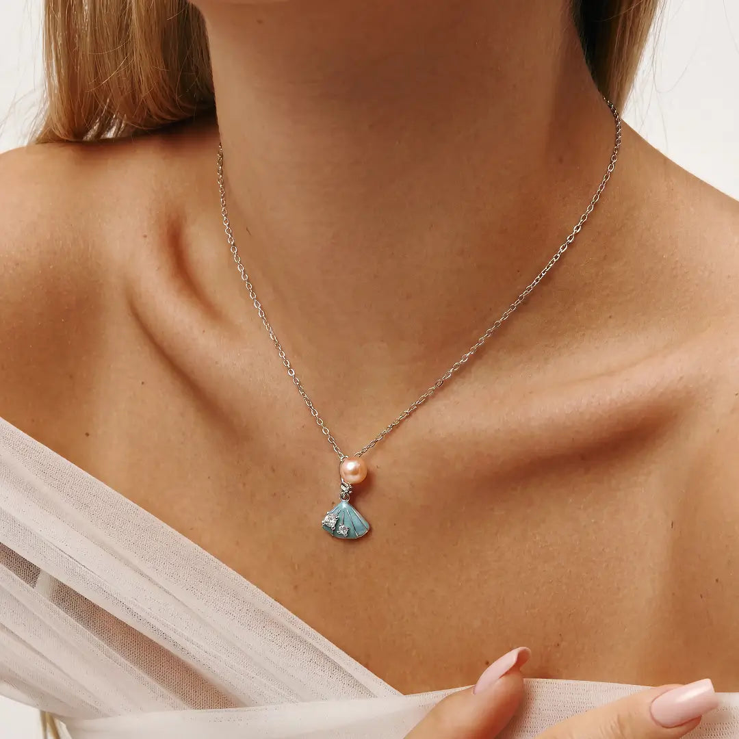 Suiren Necklace