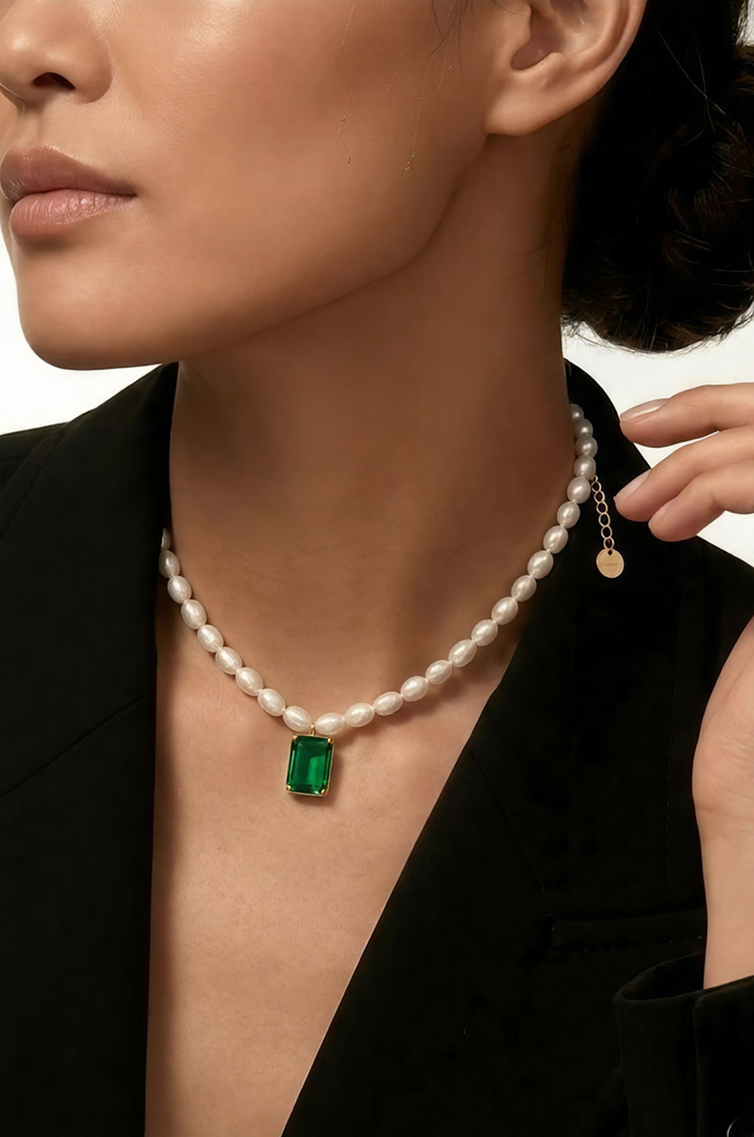 Midori no Hazama Necklace
